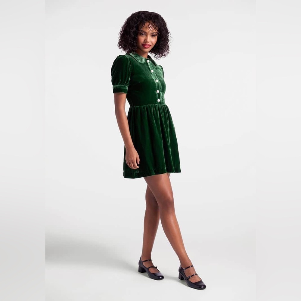NWOT ModCloth Such A Stunner Velvet Shirt Dress Green Pearl Buttons 6